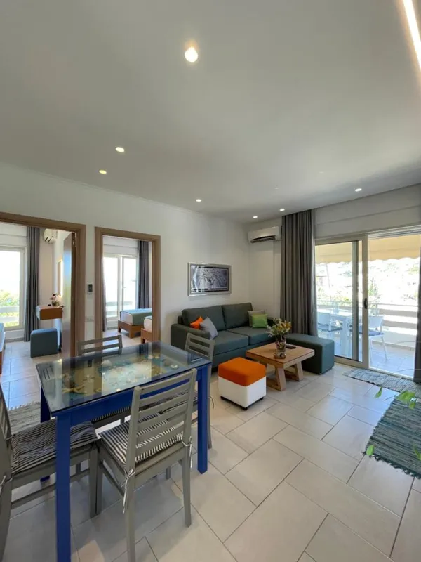 George Apartments — view 4