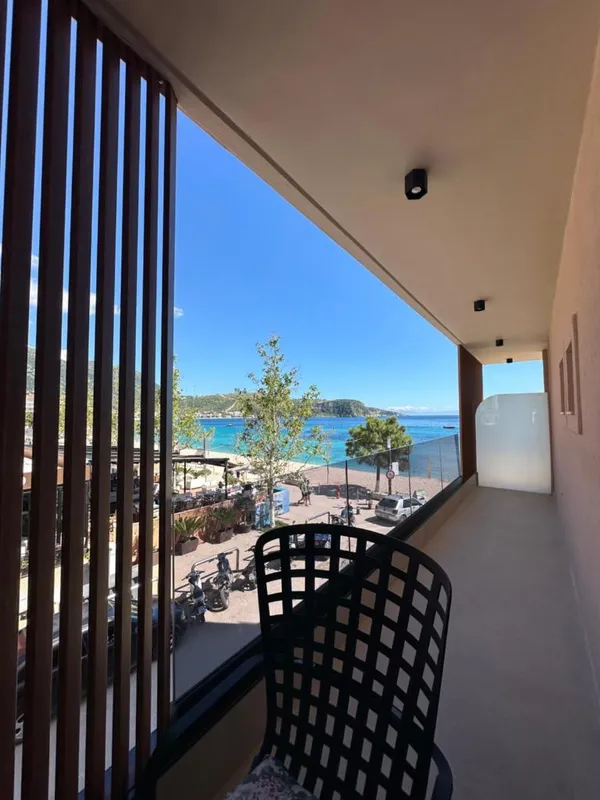 Manolo & Jolie Luxury Villa Hotel — view 2