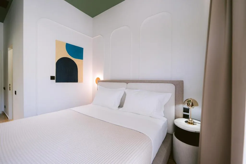 Noemie Hotel — view 5