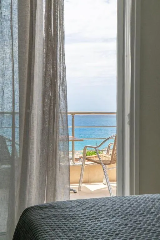 Rondo's Hotel — view 3