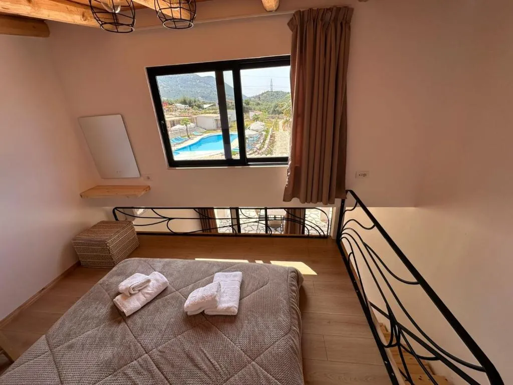 Vila Milo — view 4