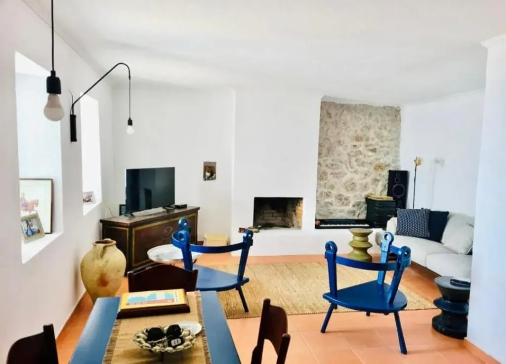 Villa Kolori (Vuno) — view 4