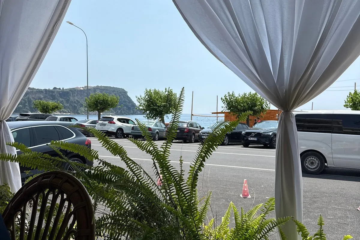 LaMer Restaurant — photo 5