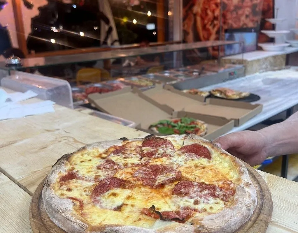 Pizzeria Napoli — photo 2