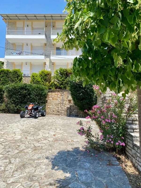 Vila Llaman in Himara, Albania