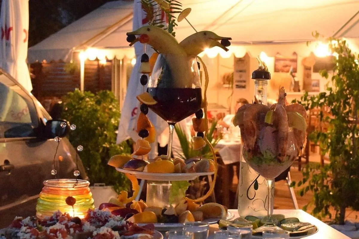 Restaurant Kolagji seafood and pizza on Potami Beach in Himara