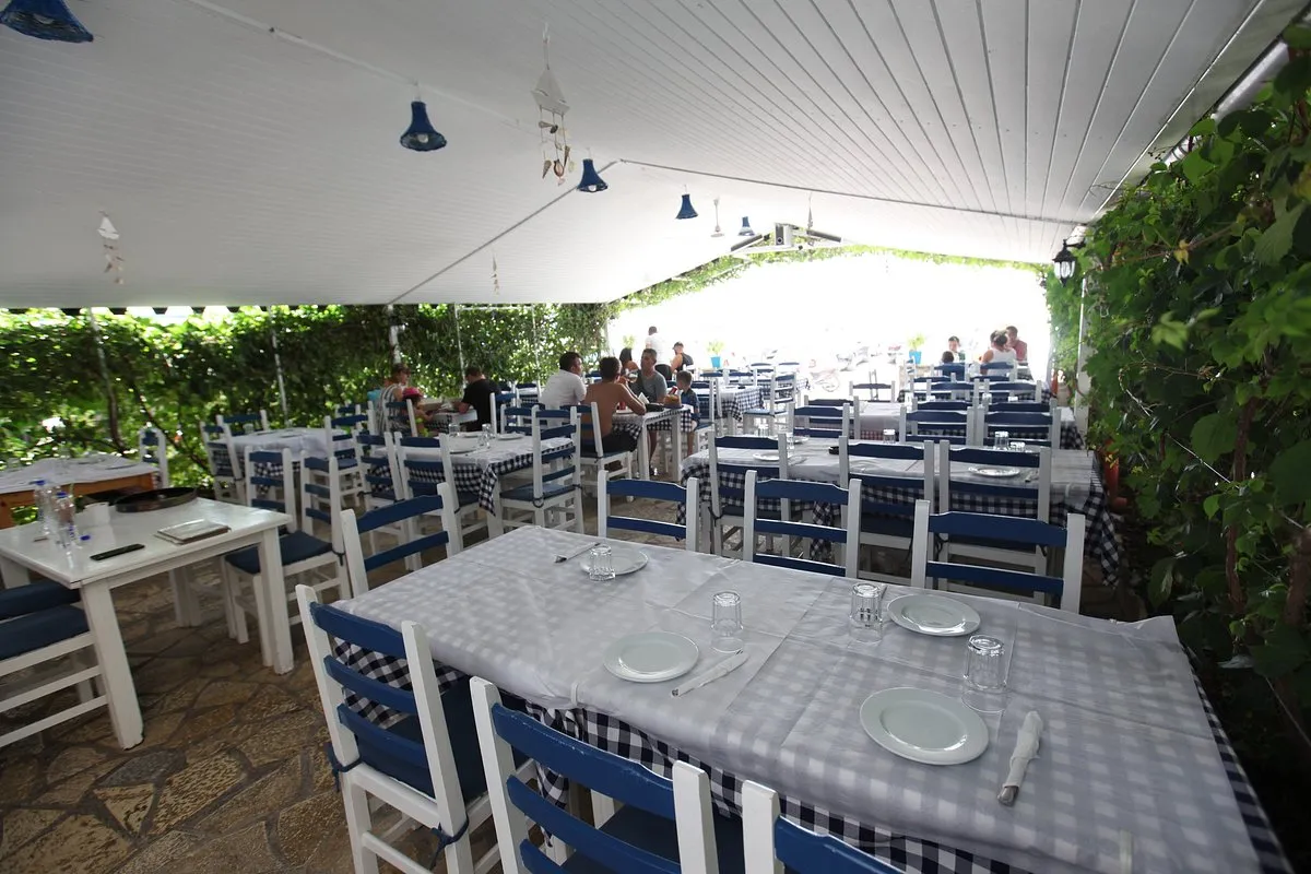 Restaurant Odissea Greek-Albanian dining in Livadh, Himara