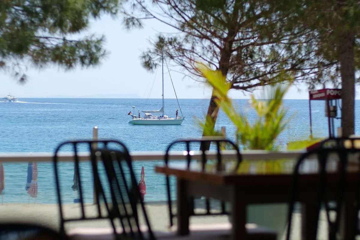 To Steki sti Gonia Greek grill restaurant on Spile promenade in Himara